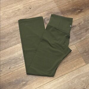 Athleta straight leg leggings